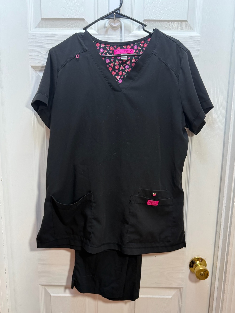 Betsey Johnson L/XL Scrub set *read description*